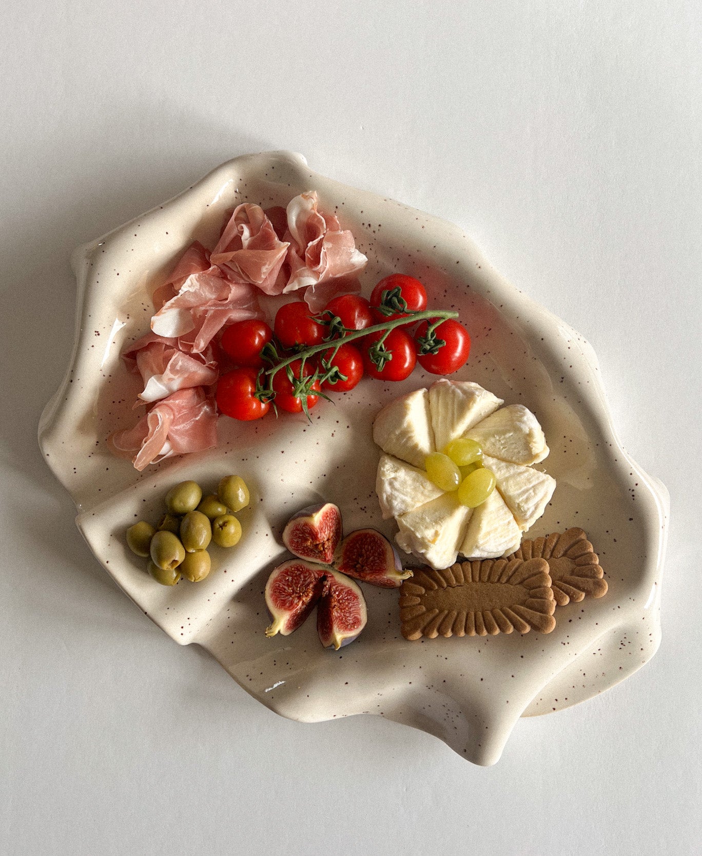 Taca na przekąski WAVY no. 1 beż