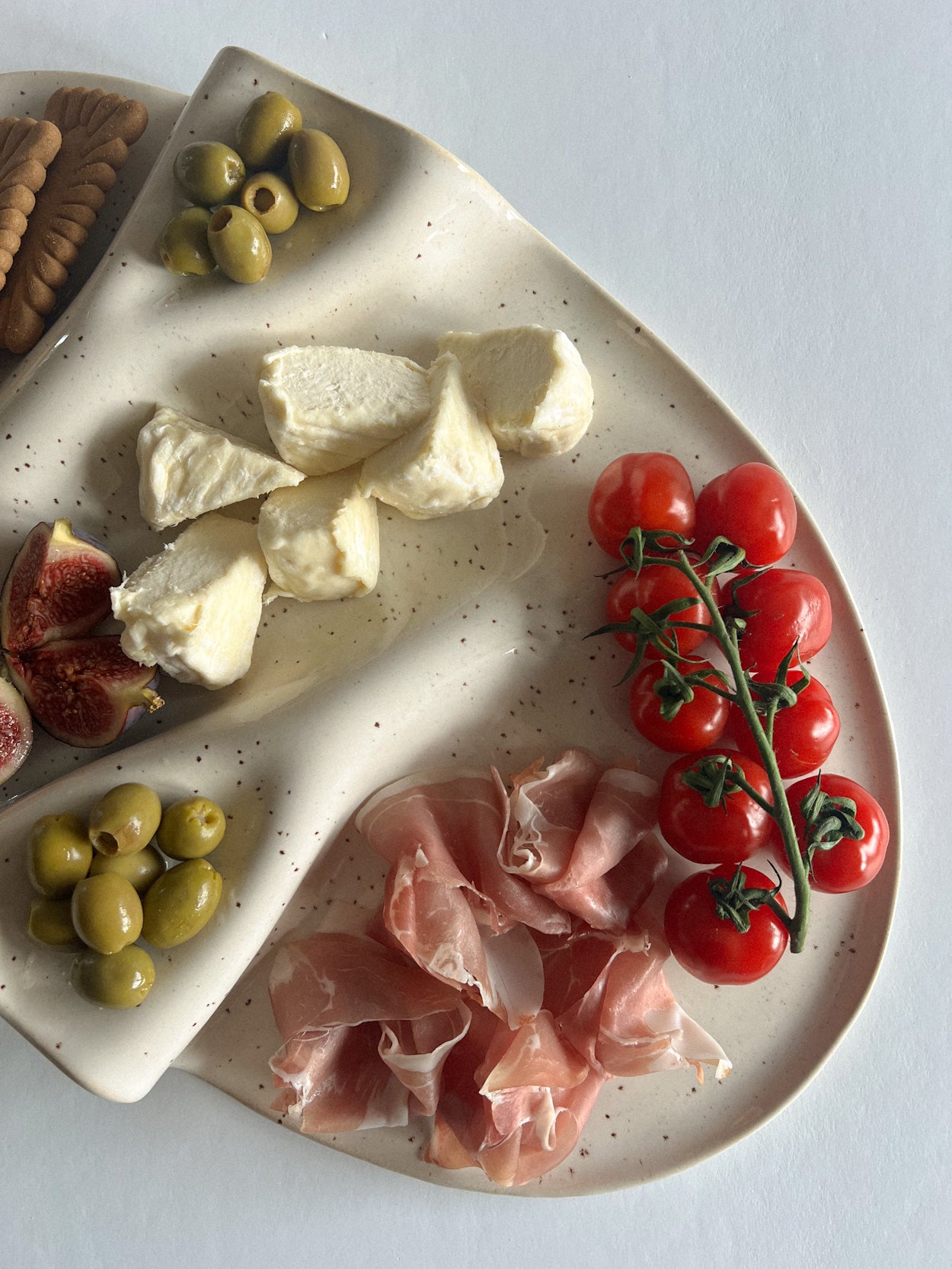 Taca na przekąski WAVY no. 2 beż