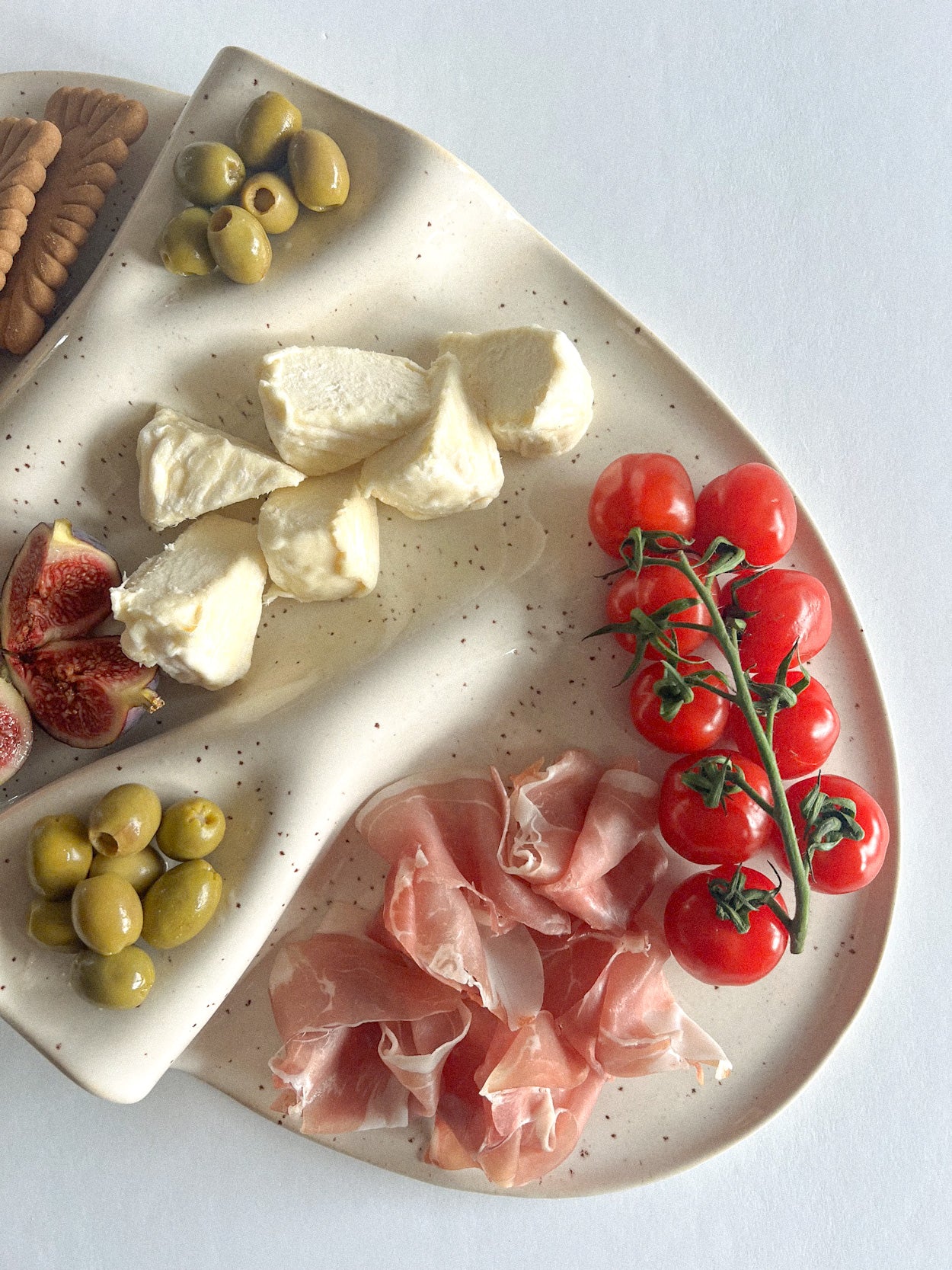 Taca na przekąski WAVY no. 2 beż