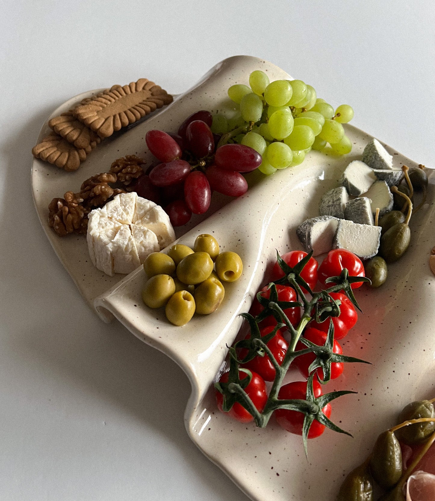 Taca na przekąski WAVY no. 4 beż