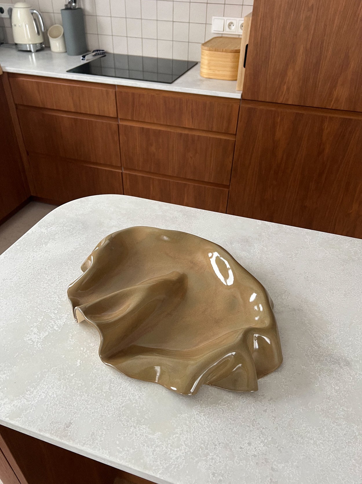 Taca na przekąski WAVY no. 1 kawa z mlekiem